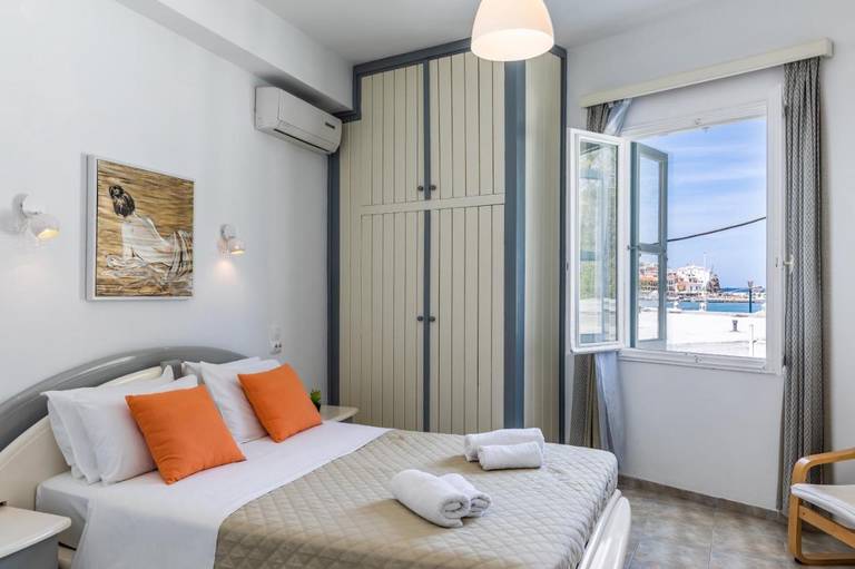 Marialena Rooms 