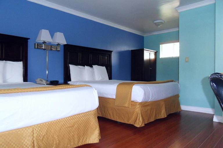 Hacienda Motel 