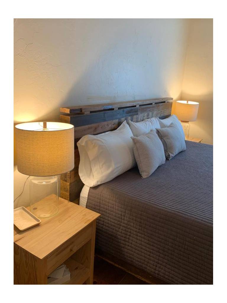 Trailside Inn 