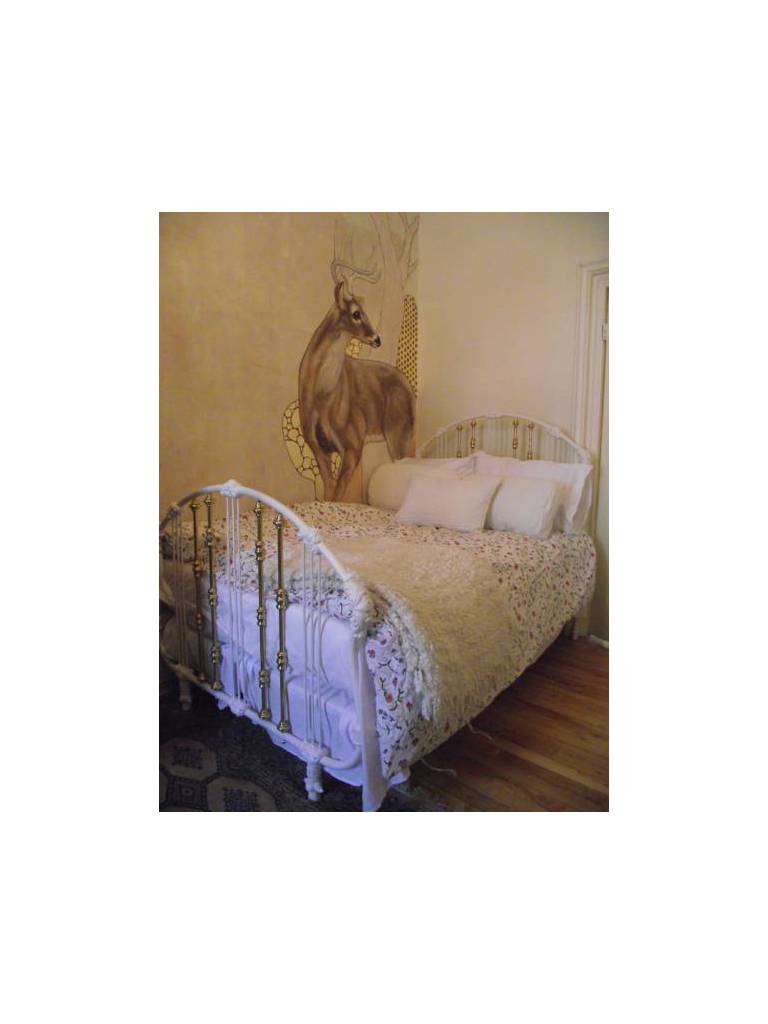 Gold Door Inn 