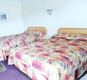 Alpine Motel  в Камлупсе