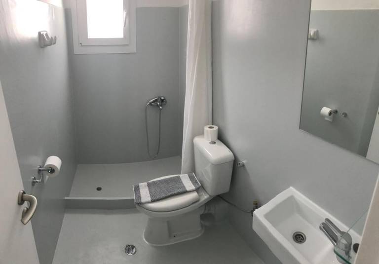 Grozos Rooms 