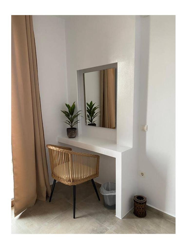 Fikas Hotel 