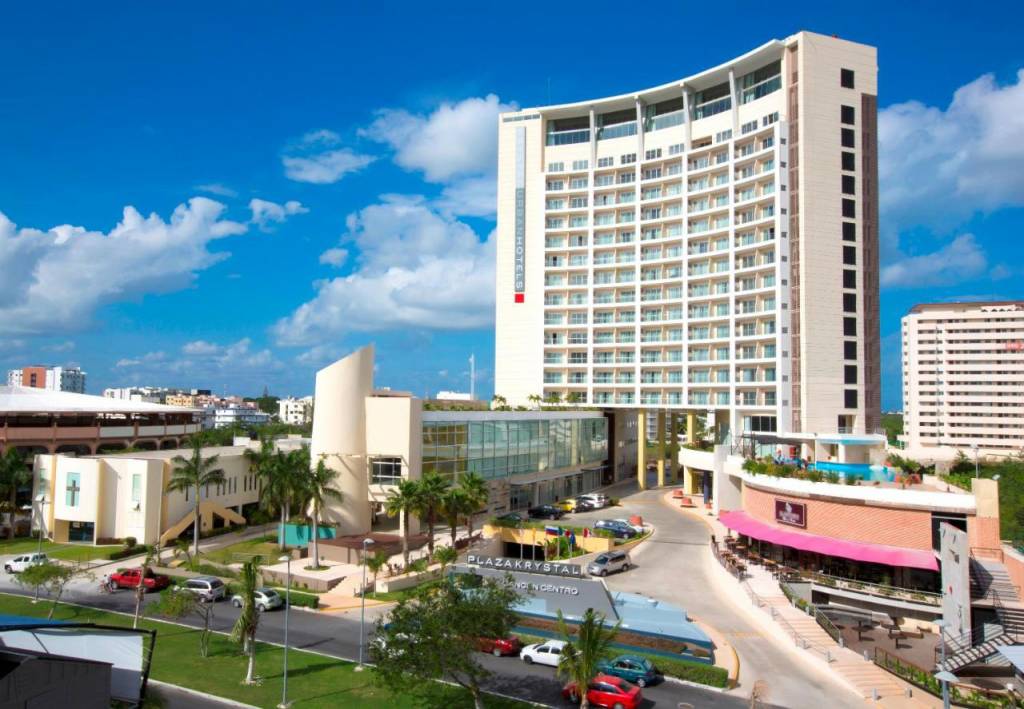 Krystal Urban Cancun 4*