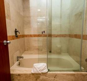 Hotel Casa Cayala Business Class в Керетаро