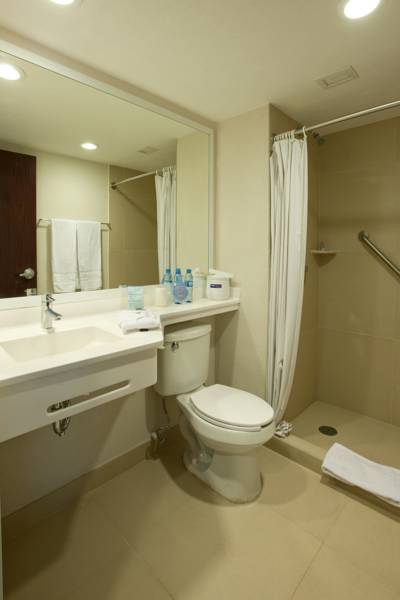 City Express Manzanillo  4*