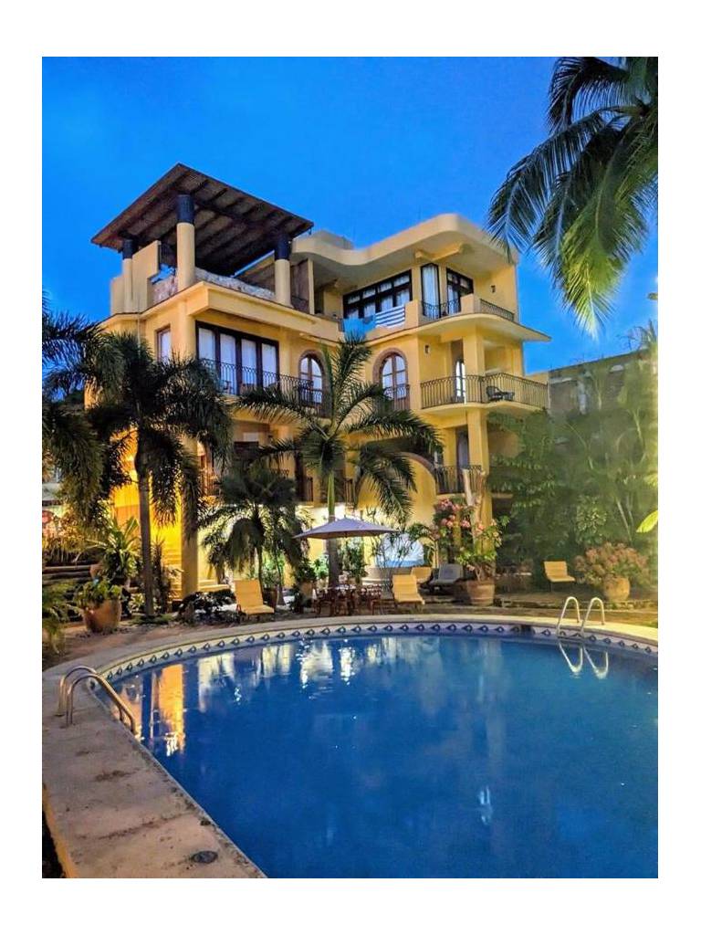 Suites La Hacienda 