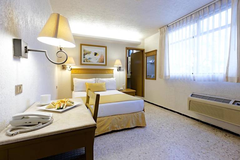 Hotel Olmeca Plaza 
