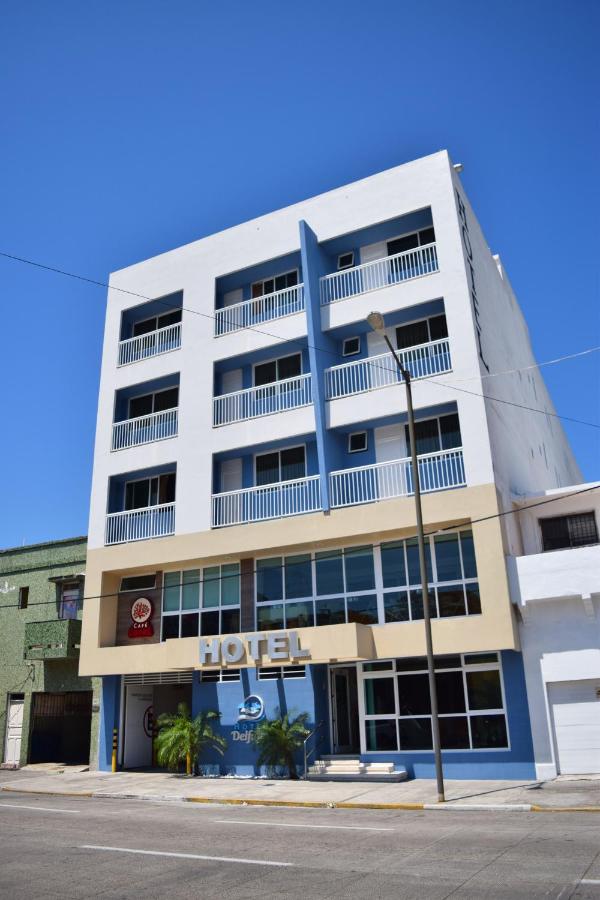 Hotel Delfines