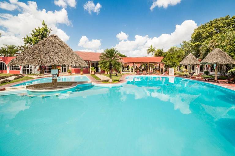 Hacienda Inn 