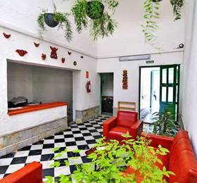Отдых в Los Jardines Colgantes de Babilonia Hostel  - Уругвай, Монтевидео