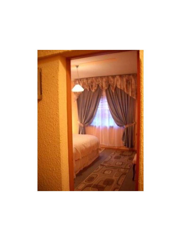 Marilu s Bed and Breakfast Hostel 