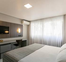 Bristol Flexy Saint Emilion Hotel  в Куритибе