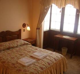 Hostal Santa Teresa de Jesus  в Сукре