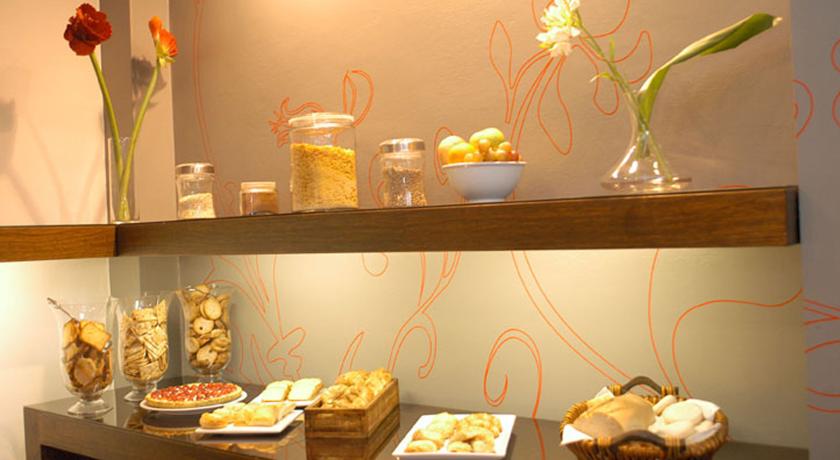 Hostel Internacional Mendoza  3*