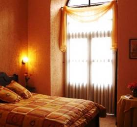 Hotel Catedral Internacional  в Кито