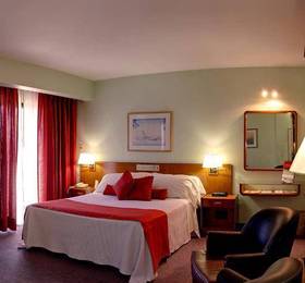 Balmoral Plaza Hotel  в Монтевидео