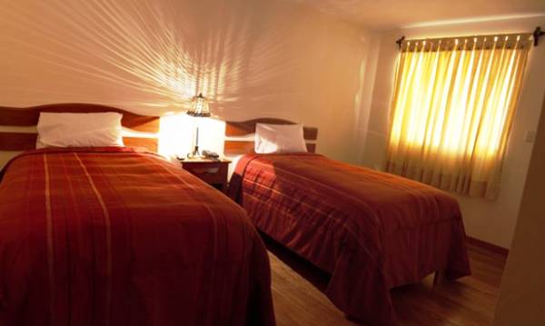 Apu Huascaran Hostal 