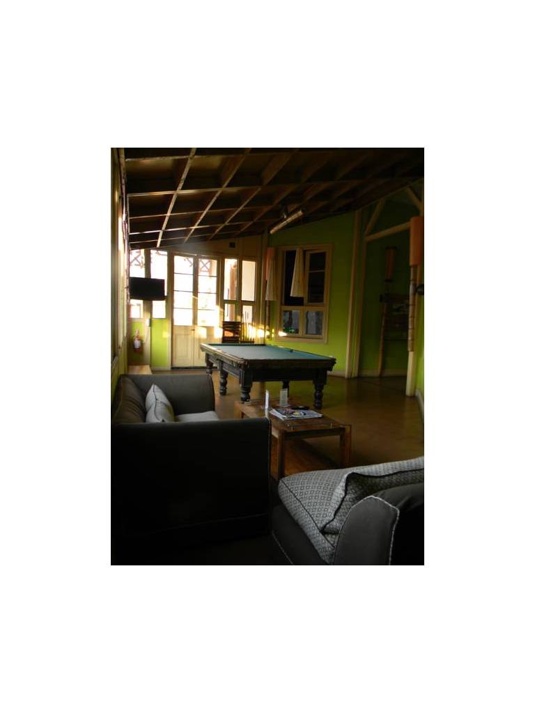 Happy House Hostel 