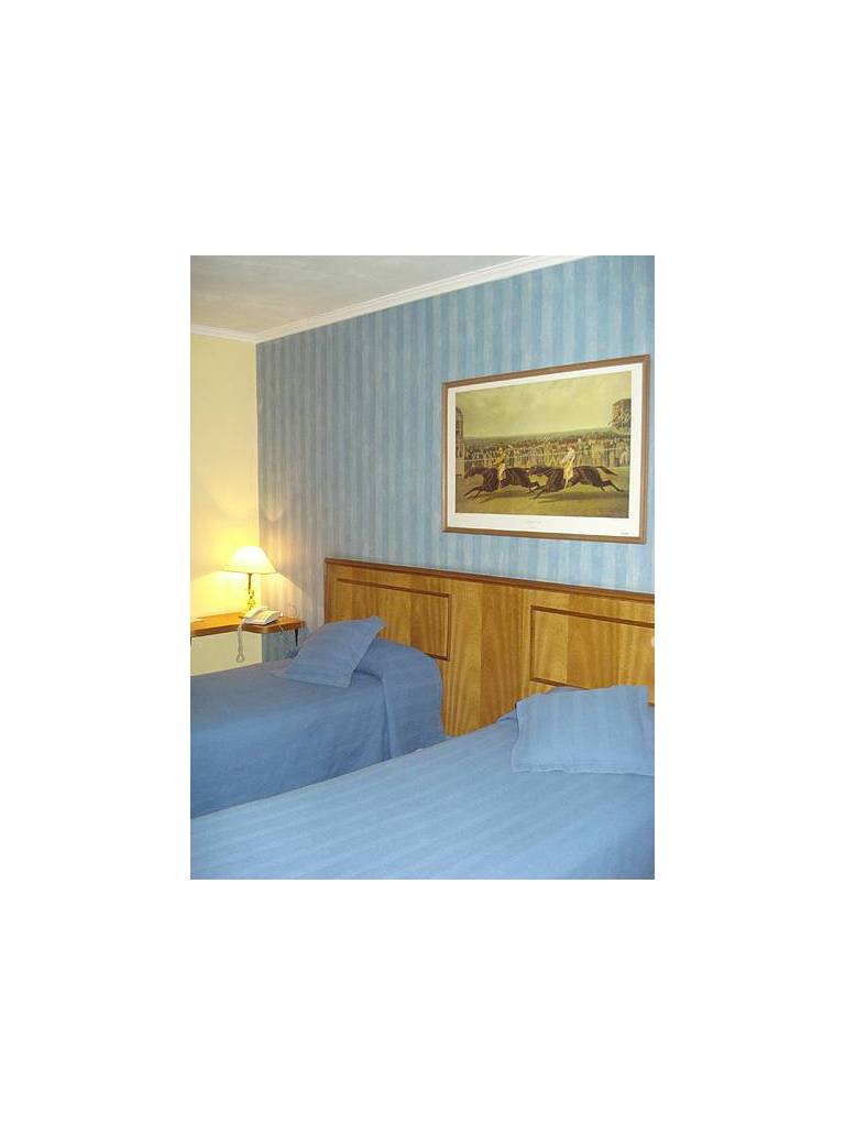 Kent Apart Hotel 