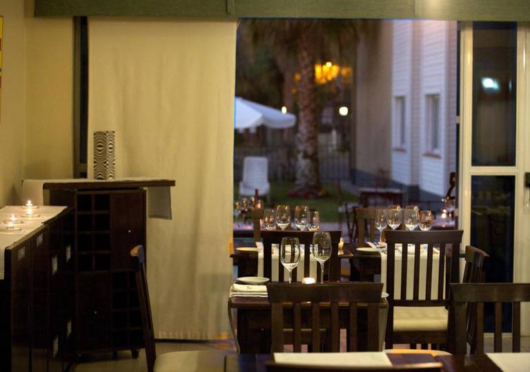 Bonarda Hotel 