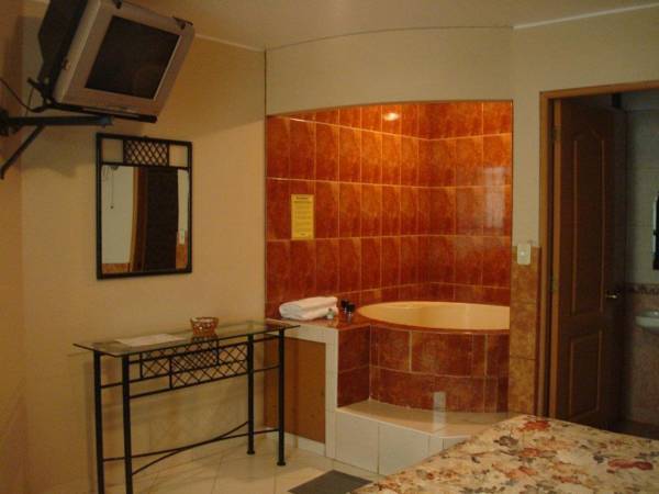 Hotel Bohemia  3* Перу, Лима