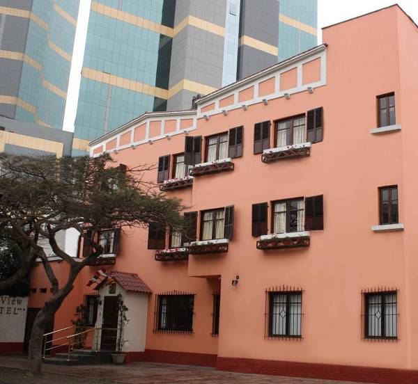 Bayview Hotel  3*