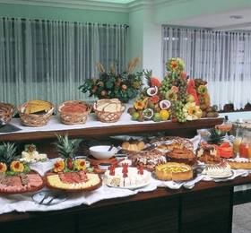 Holz Hotel  в Жоинвилле