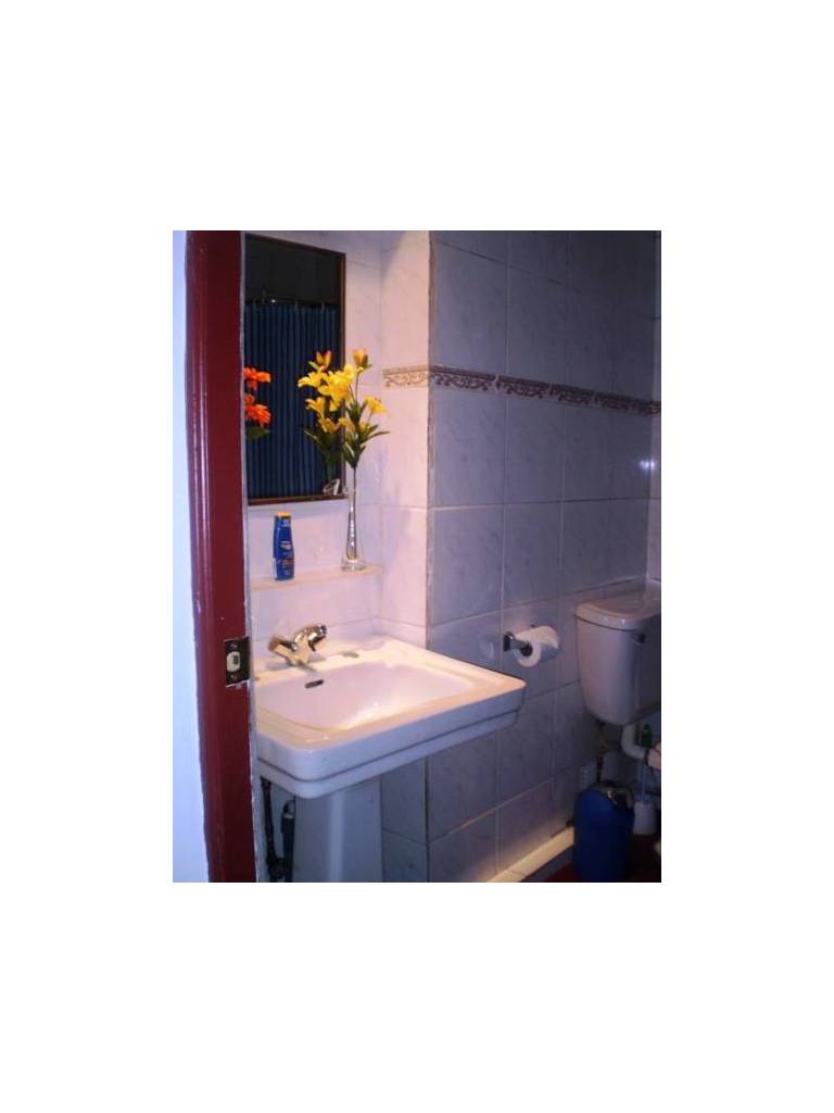 F&F Hostal 