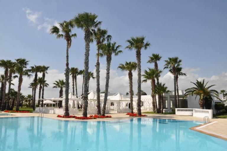 Ain Meriem Beach Holiday Village 