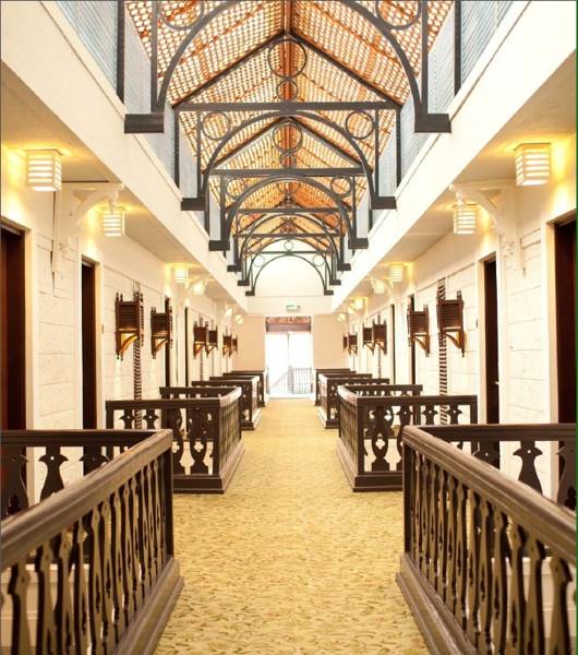 Southern Sun Mayfair Nairobi  4*