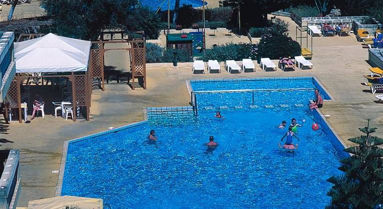 Sundown Court Leisure Resort