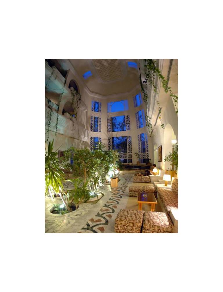 Cyclamens Hotel Mechmoum 