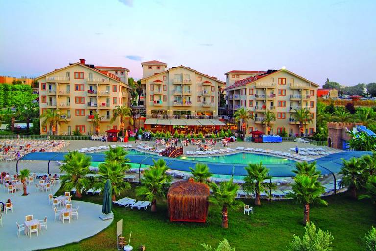 Side West Resort Hotel