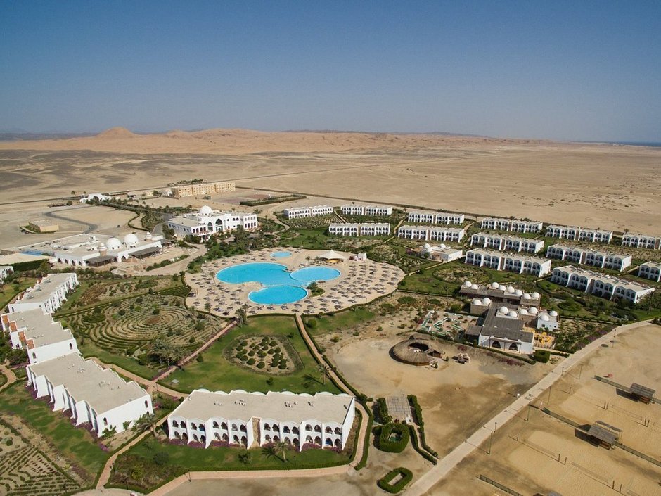 Gorgonia Beach Resort 5*