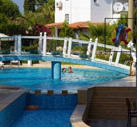 Seahorse Deluxe Hotel в Дидиме