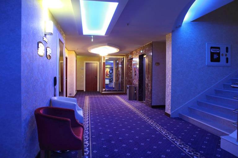 Hotel Senbayrak City 