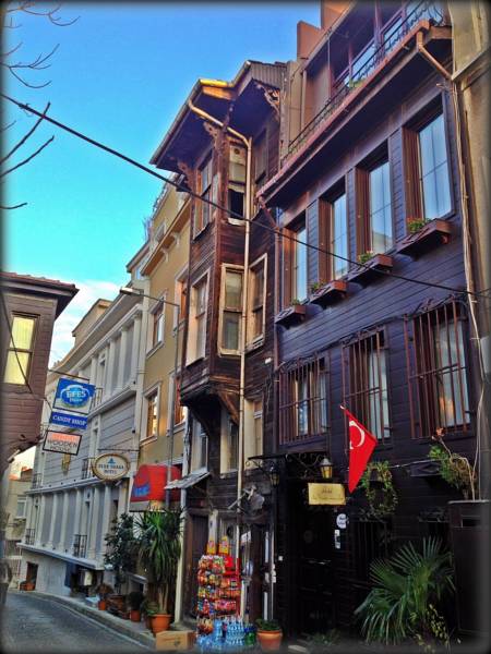 Naz Wooden House Inn  Турция, Султанахмет