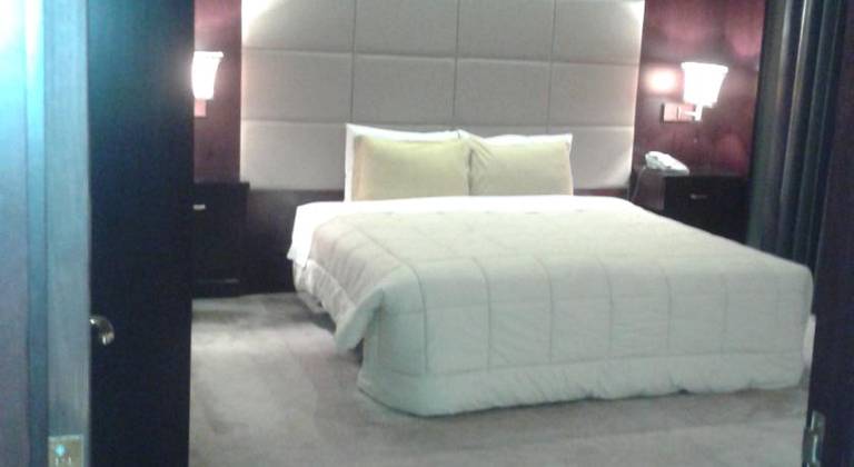 Zamzam Towers Hotel 
