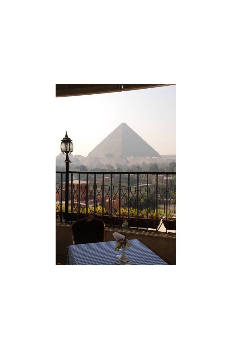 Tiba Pyramids Hotel