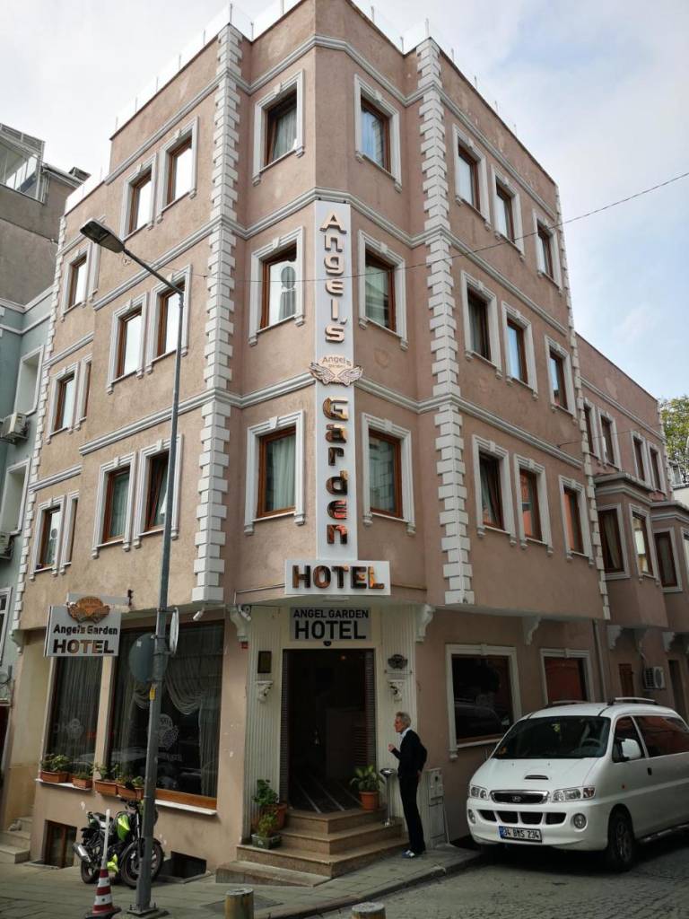 Angel's Garden Hotel