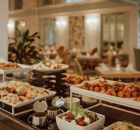 AX The Victoria Hotel в Слиме