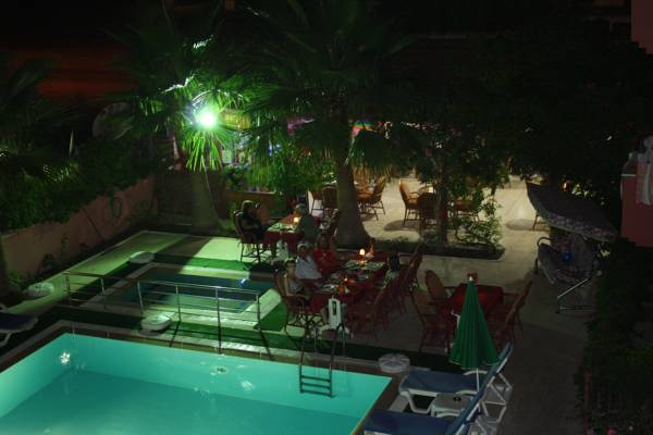 Eroglu Apart Hotel 