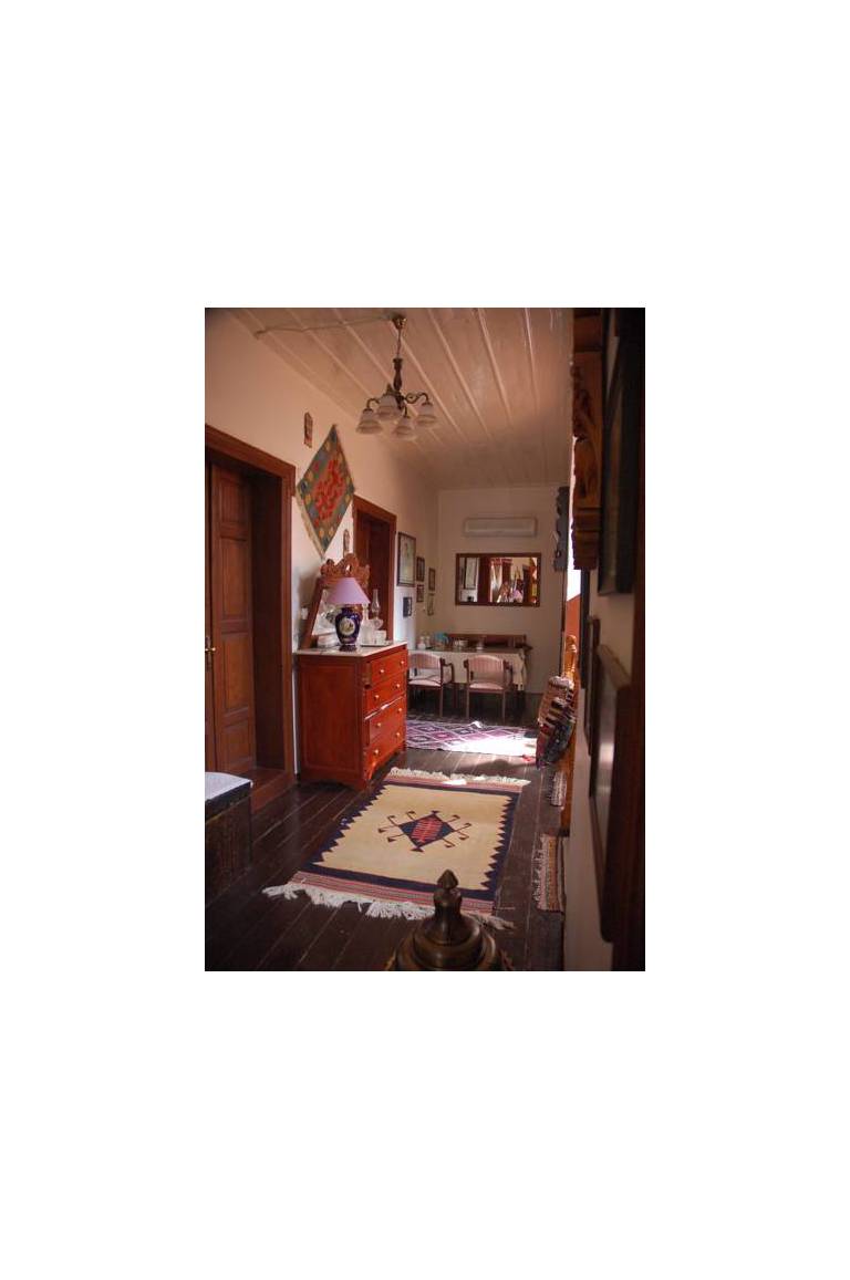 Zehra Teyzenin Evi 