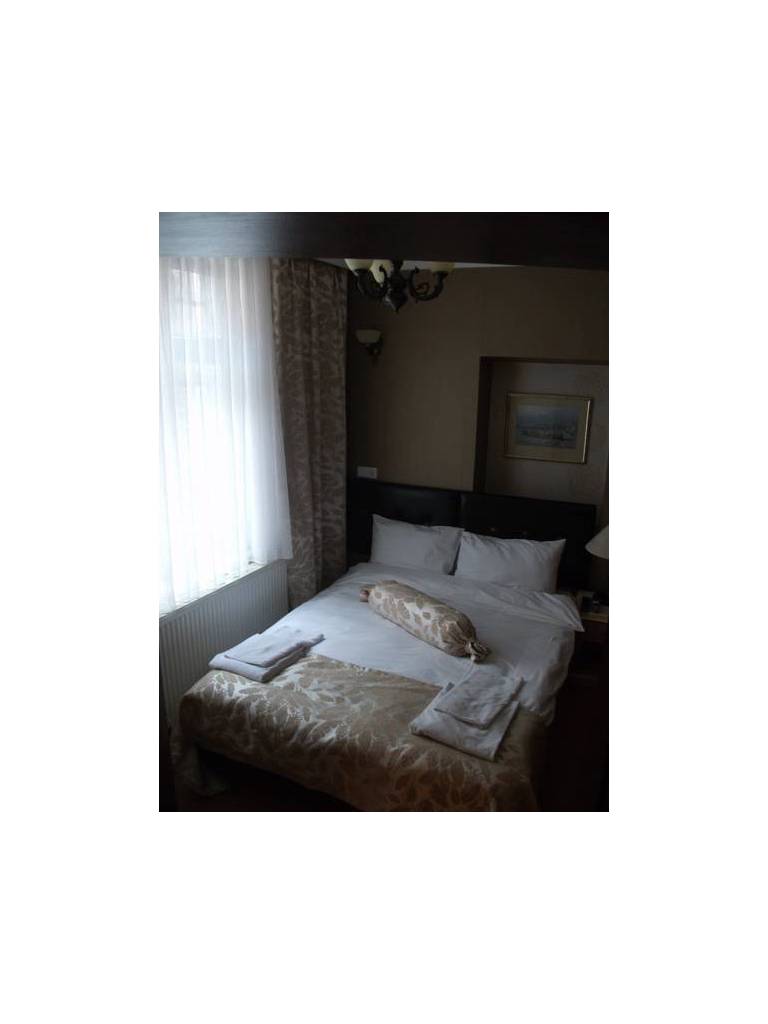 Amedis Apart Hotel 
