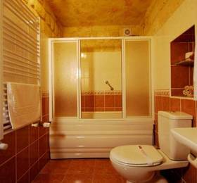 Yasemin Cave Hotel  в Ургупе