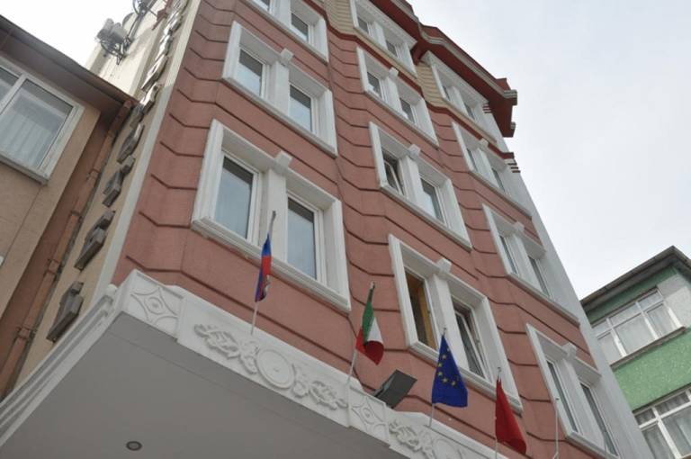 Kaya Madrid Hotel