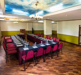 Sentrim 680 Hotel  в Найроби