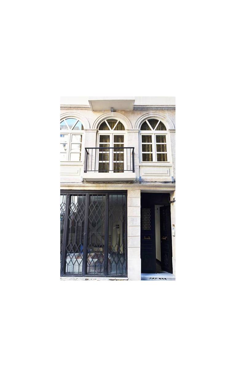 Chiconomy Suites