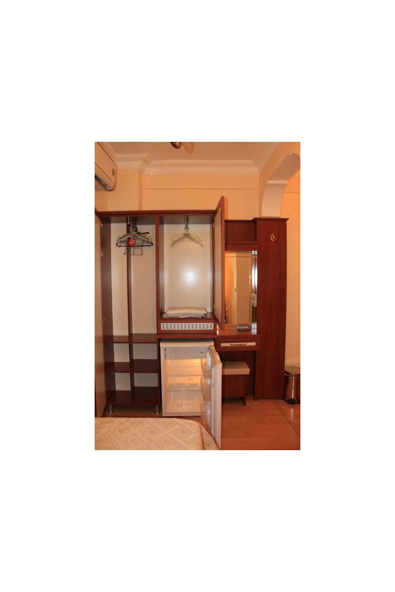 Rain Apart Hotel 